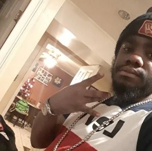 Meet your Posher, Carl